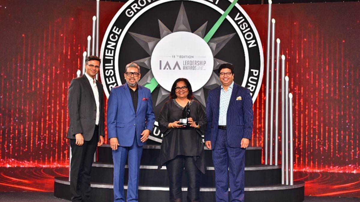 Hephzibah Pathak being felicitated by (L-R) Abhishek Karnani, Vice President – IAA India Chapter, Kaushik Roy, Past President, IAA India Chapter and Director, Imagination Works and Pradeep Dwivedi, IAA Mancom Member and Group CEO, EROS Media World PLC 